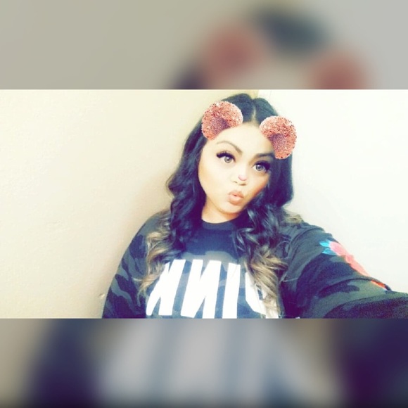 Meet your Posher, Jenni - Picture 4 of 5